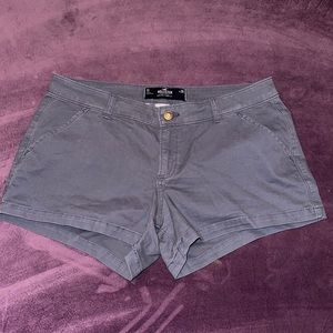 Hollister Low-Rise Shorts, size 11, NWOT